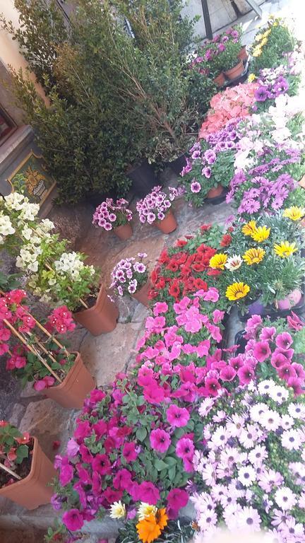 Taormina Rainbow House Apartment Exterior foto