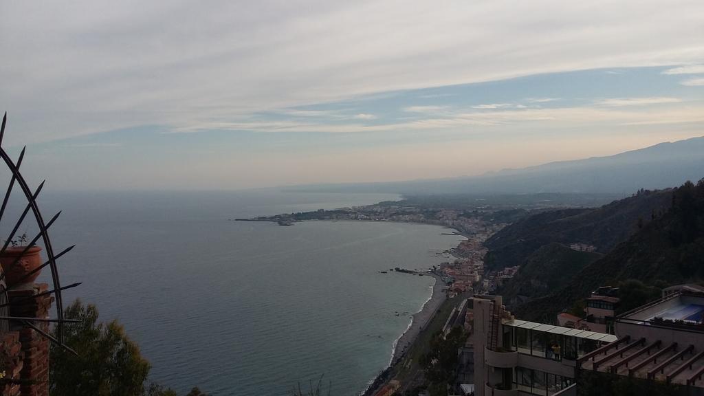 Taormina Rainbow House Apartment Exterior foto